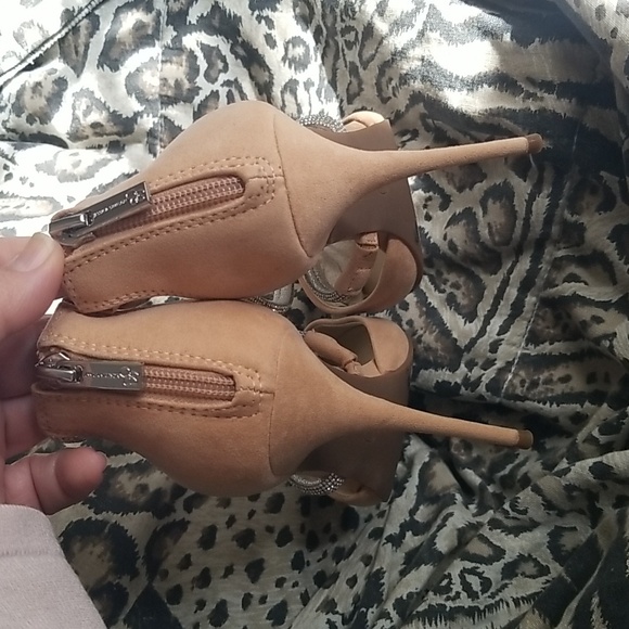Jessica Simpson Tan Rhinestone Strap Sexy Heels 8.5 - Picture 3 of 12